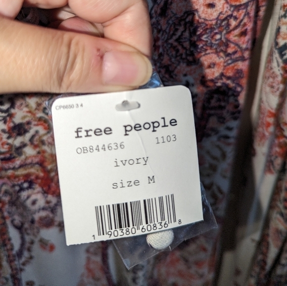 FREE PEOPLE All Dolled Up Ivory Paisley Bohemian Stretchy Mini Dress Medium NWT - Picture 10 of 12